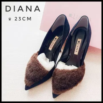 DIANA 다이애나 퍼 하이힐 23CM 블랙 검정