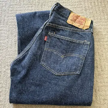 Levis 501 110주년 모델 민트급 컨디션 bige