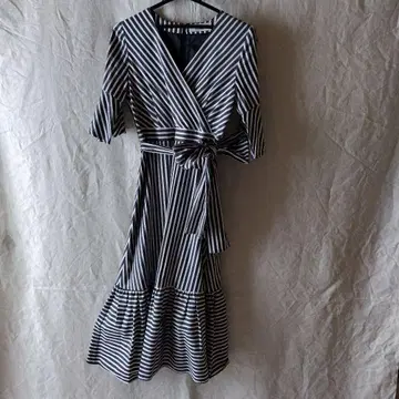 루루윌비 스트라이프 원피스 loulouwilloughby