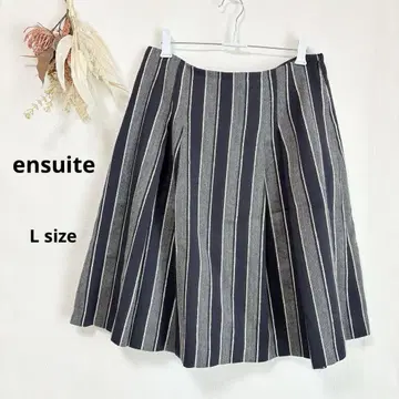 엔스위트 ensuite 플레어 스커트 무릎 기장 스트라이프 L 턱