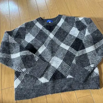 BLUE LABEL 체크 무늬 니트 스웨터 38