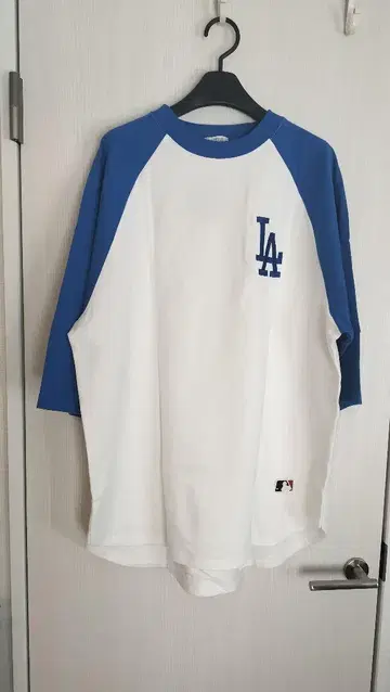 MLB 로스앤젤레스 티셔츠 사이즈 표기 있음