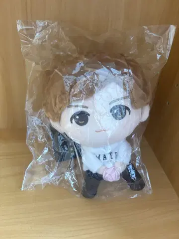 3대째 JSB 이와타 타카노리 봉제 인형