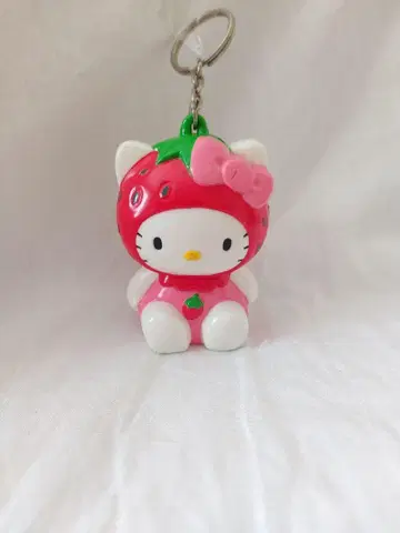 초레어 헬로키티 딸기 스트로베리 키링 1999년 레트로