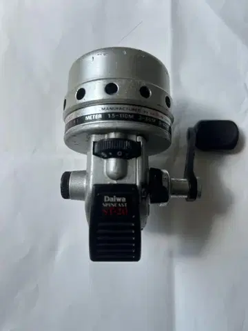 Daiwa ST-20 스핀캐스트 릴