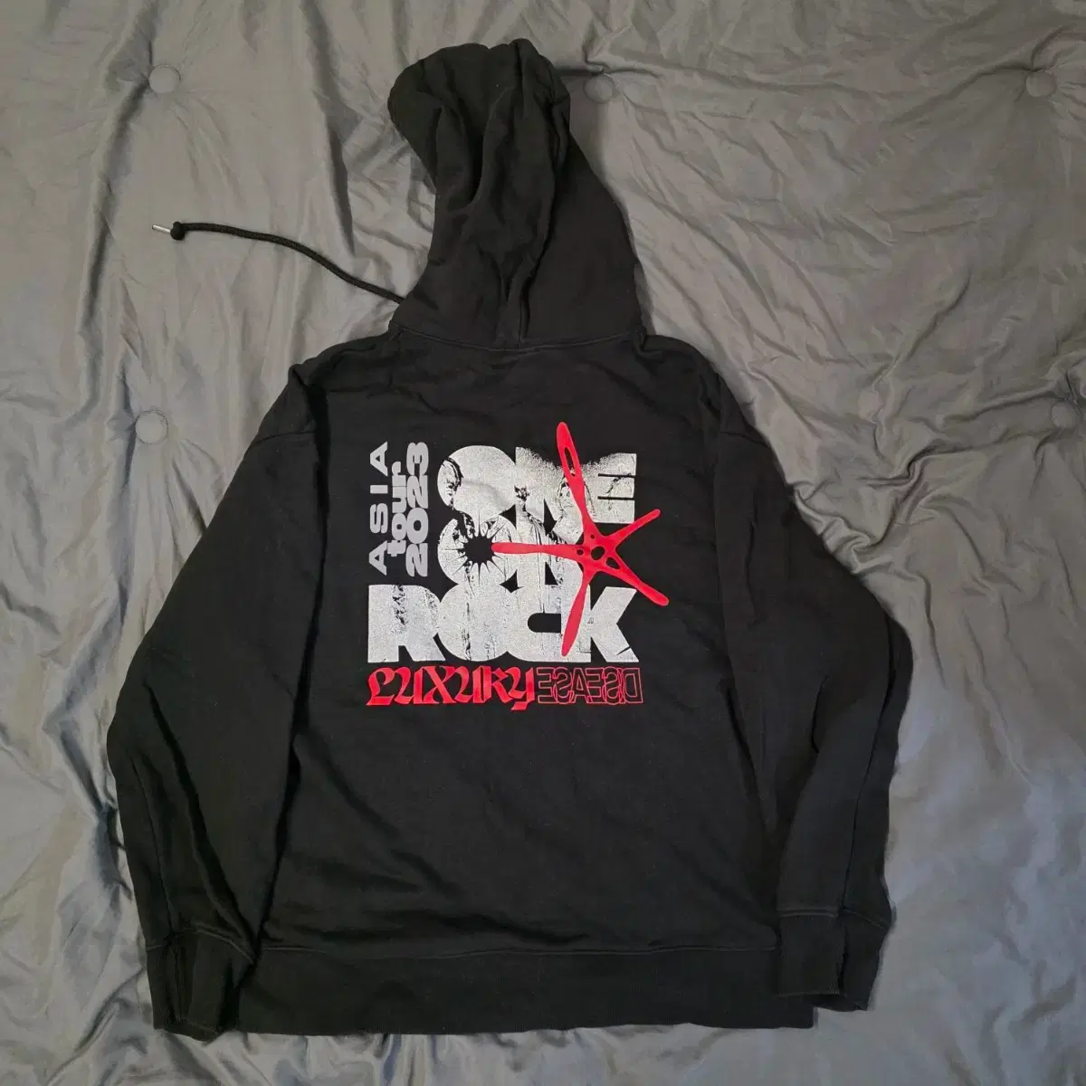 ONE OK ROCK フーディー unisex-heavy-blend-hoodie-