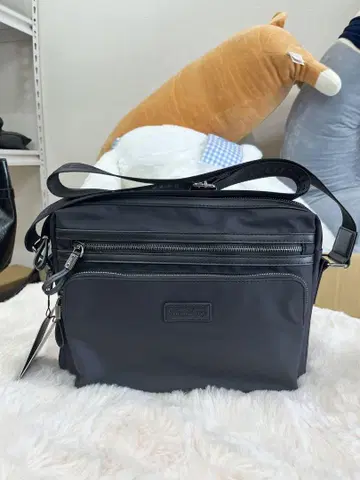블랙 나일론 숄더백