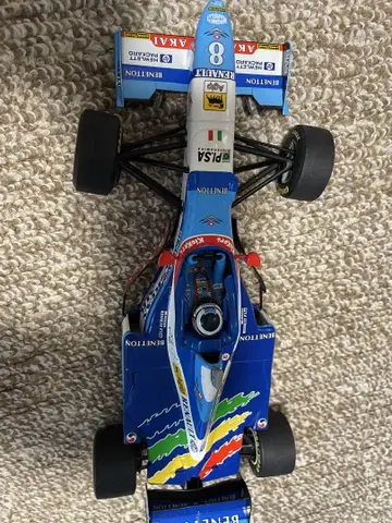 베네통 B197 F1 자동차 1/18