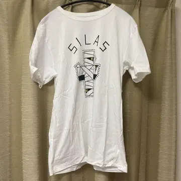 사이러스 티셔츠