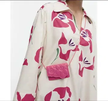 marimekko 마리메꼬/ Unikko 가죽 숄더 미니 파우치