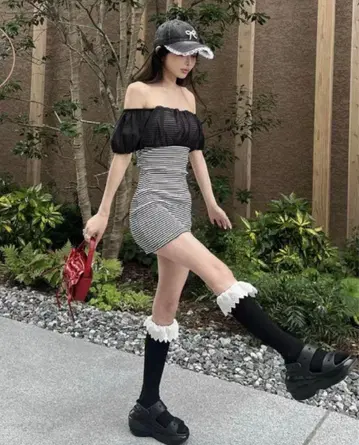 다리치 미니 원피스 미사용 새상품