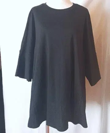 어도어 알비니 오가닉 코튼 오버 티셔츠