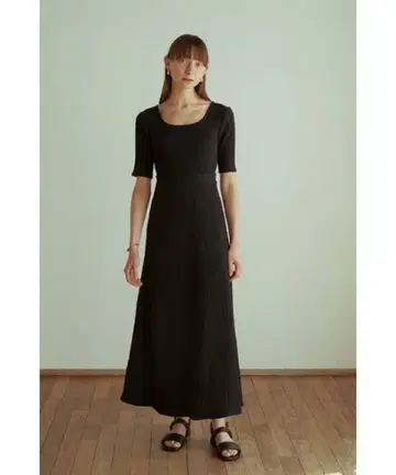 CLANE RIB CIRCULAR 원피스 블랙
