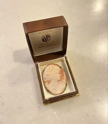 카메오 CAMEO 브로치 빈티지 새상품급