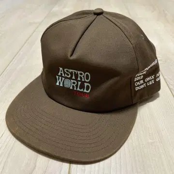 [초레어] TRAVIS SCOTT ASTROWORLD TOUR HAT