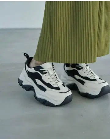 다나카 리나 mysa closet 시마무라 댑 스니커즈 S 사이즈