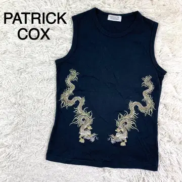 PATRICK COX 블랙 컬러 용 자수 슬리브리스 셔츠