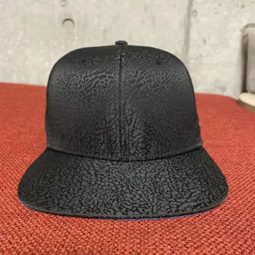 초레어 AIR JORDAN 3 엘리펀트 프린트 블랙 캡