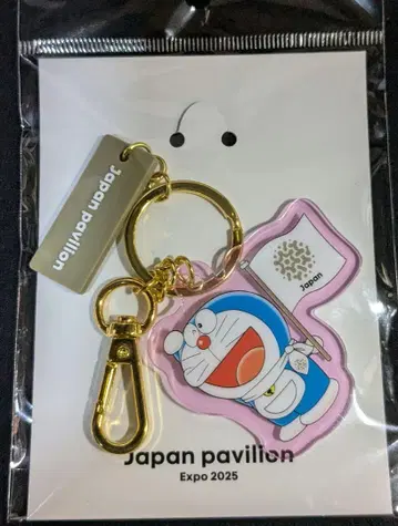 오사카 만국 박람회 일본관 도라에몽 키링 아크릴 키링 핑크