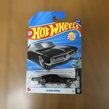 핫휠 66 BUICK RIVIERA