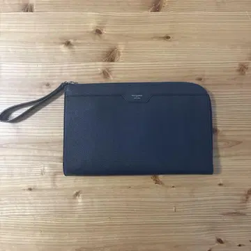 Pelle Morbida 카피타노 네이비 클러치백