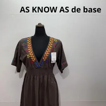 AS KNOW AS de base 아즈노아즈두바즈 자수 원피스