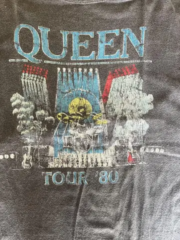QUEEN TOUR '80 그레이 티셔츠