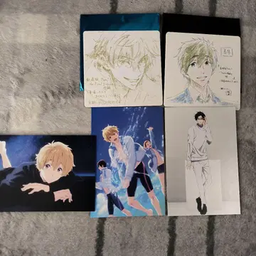 극장판 Free! 입장 혜택 코스터, 엽서 묶음 판매