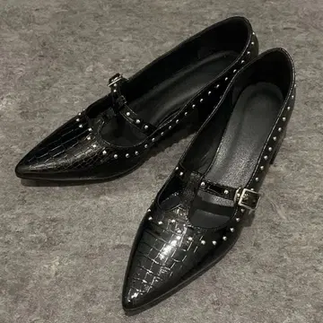 스터드 펌프스 청키 힐