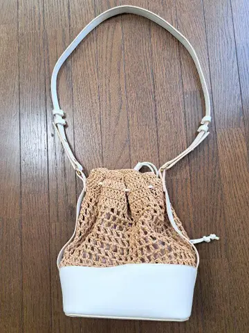 afternoontea wardrobe 화이트 베이지 복조리형 숄더백