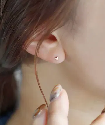 아네모네 하트 미니 귀걸이