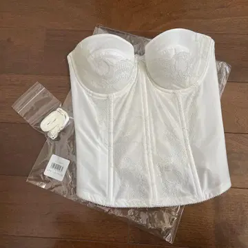 화이트 코르셋 브라이덜 이너