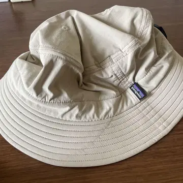 Patagonia 베이지 버킷 햇 L