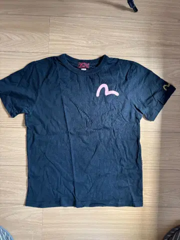 Evisu Jeans 티셔츠 M 사이즈