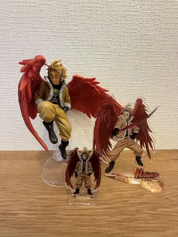 Hawks 액션 피규어