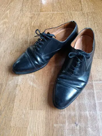 블랙 가죽 신발