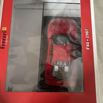 Ferrari F40 1987 1/24 스케일 모델