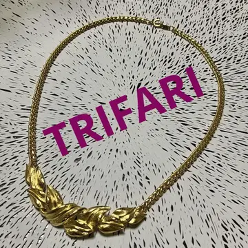새상품급 TRIFARI 트리파리 리프 잎 목걸이 골드 컬러
