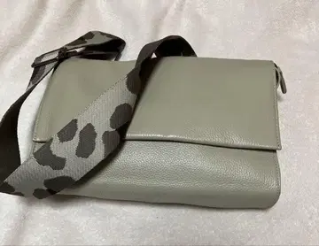 ear PAPILLONNER 달마시안 숄더백 바디백