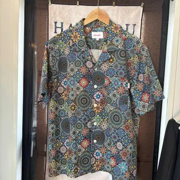 karaku HAWAII ALOHA 만화경 올 패턴 알로하 셔츠 M