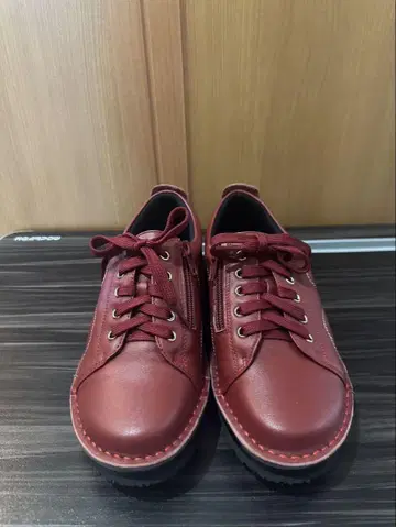 Doruche 빨간색 로우 컷 스니커즈