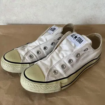 ALL STAR 화이트 슬립온 스니커즈 22.5