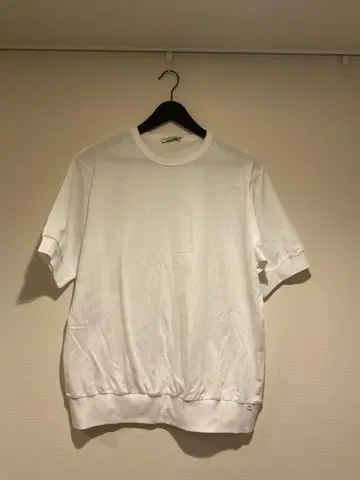 안티치포 나노 유니버스 취급 화이트 크루넥 티셔츠 새상품 택