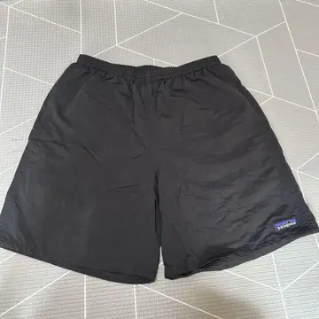 Patagonia 블랙 숏팬츠
