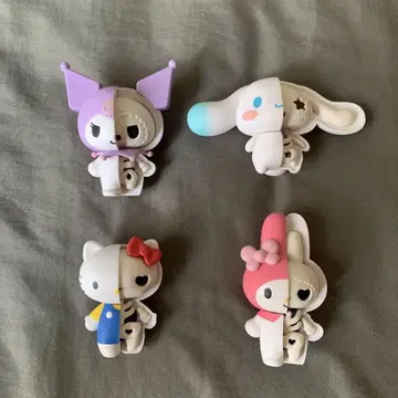 산리오 캐릭터 피규어 4개 세트