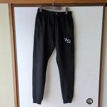 블랙 조거 팬츠 로고 뱅퀴시 피트니스