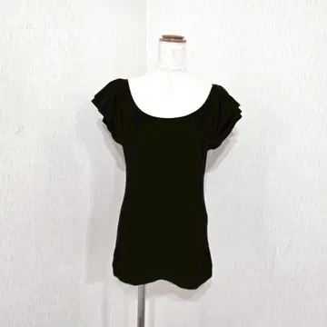 띠어리 프릴 소매 블랙 티셔츠 풀오버 귀여운 (S)