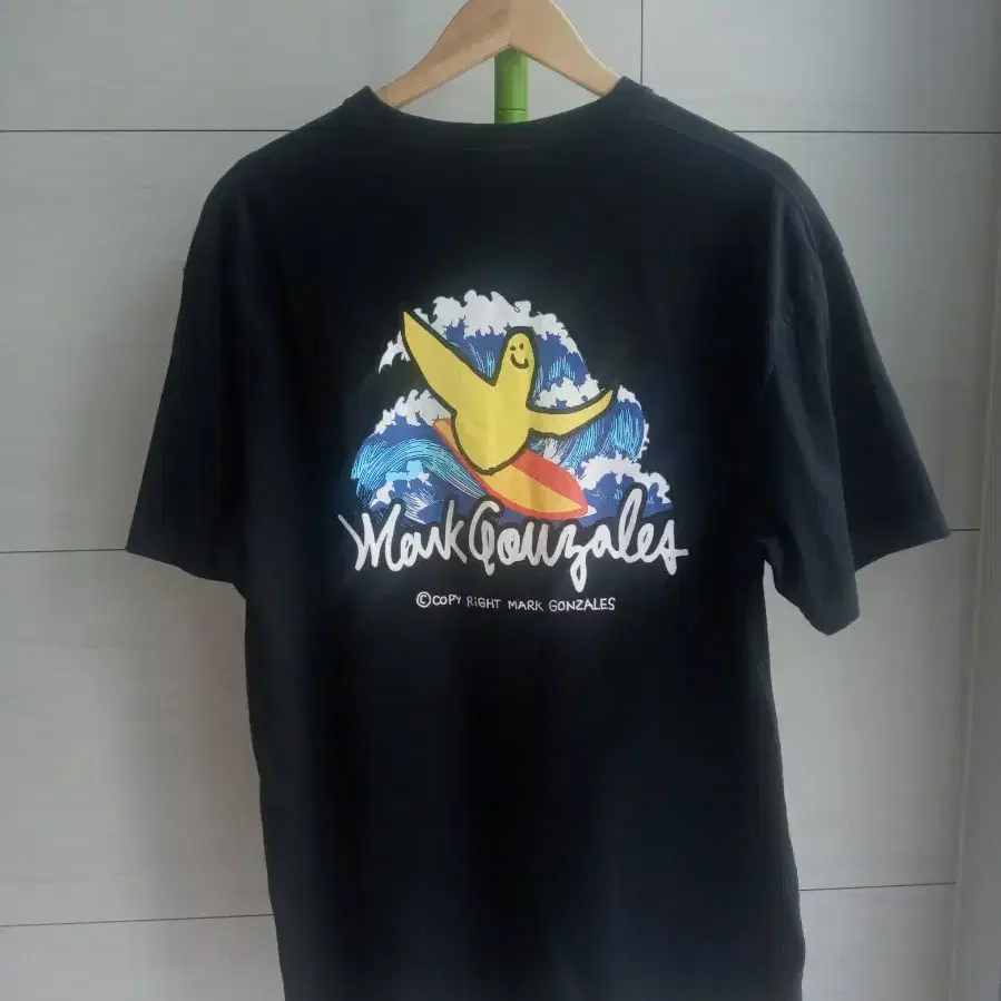 [MARK GONZALES]★25SS★RUNNER GRAPHIC SHORT SLEEVE T-SHIRT MARK GONZALES | 마크곤잘레스 Mark Gonzales Graphic Short