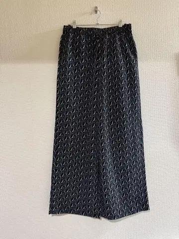 와이드 팬츠