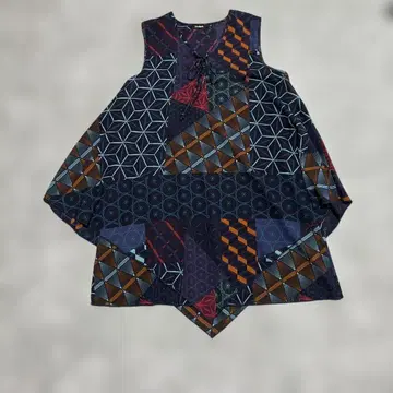 Desigual 기하학 패턴 슬리브리스 튜닉 사이즈 40